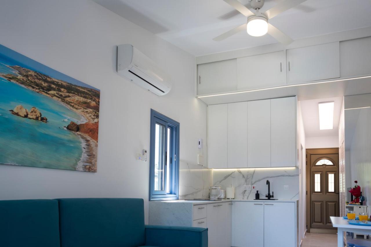 Cyprusmylove Paphos 外观 照片