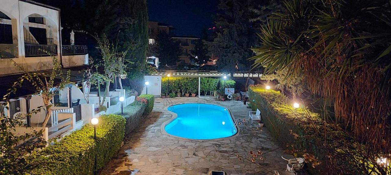 Cyprusmylove Paphos 外观 照片